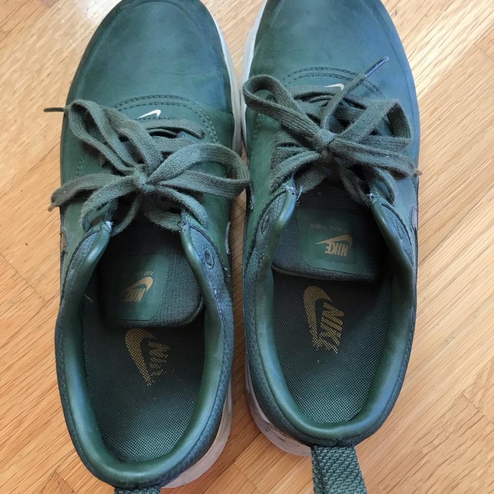 Nike air max Thea- olive green